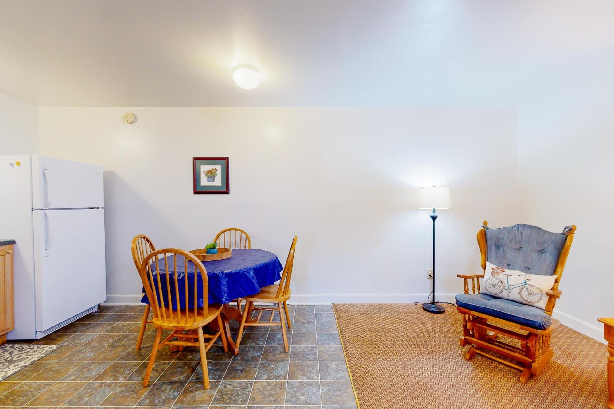 Campground Apts Lake Junaluska Bilik gambar